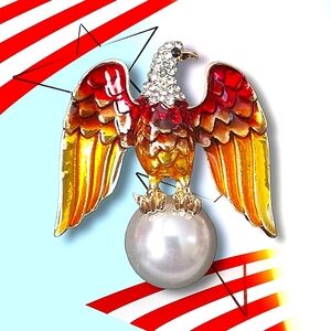 💖Hand Painted Eagle Brooch with 1/2 Pearl